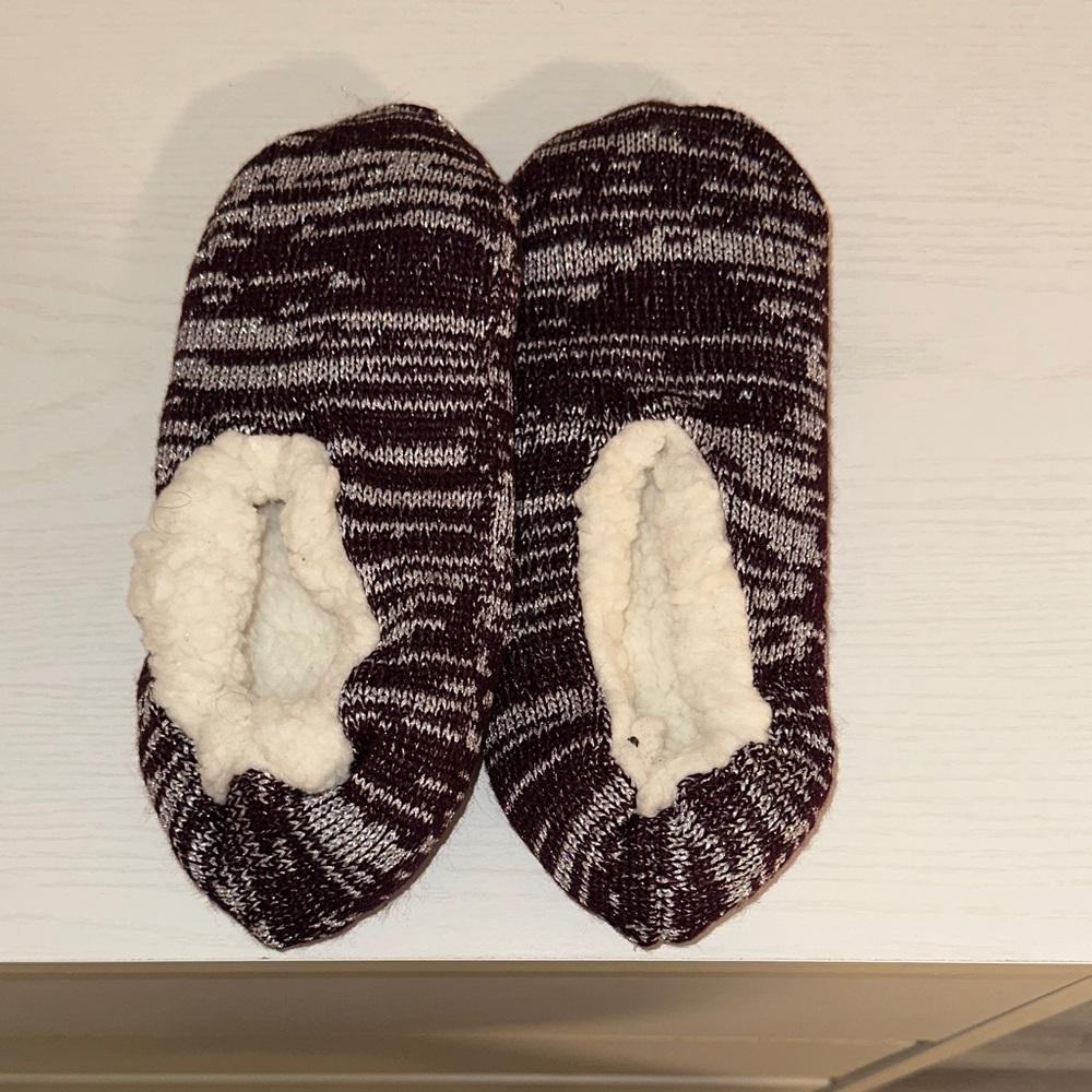 Cozy Knit Slippers with Fleece Lining